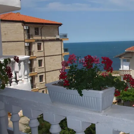 Primorsko Apartments Apartman Primorszko