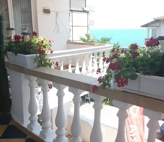 Apartman Primorsko Apartments *