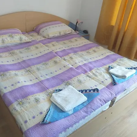 Apartment Primorsko Apartments