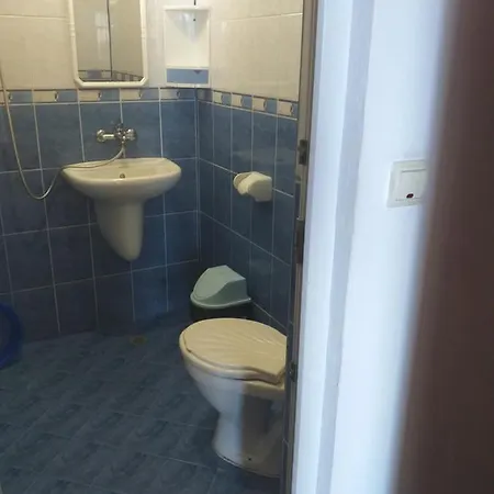 Primorsko Apartments 普里莫尔斯科