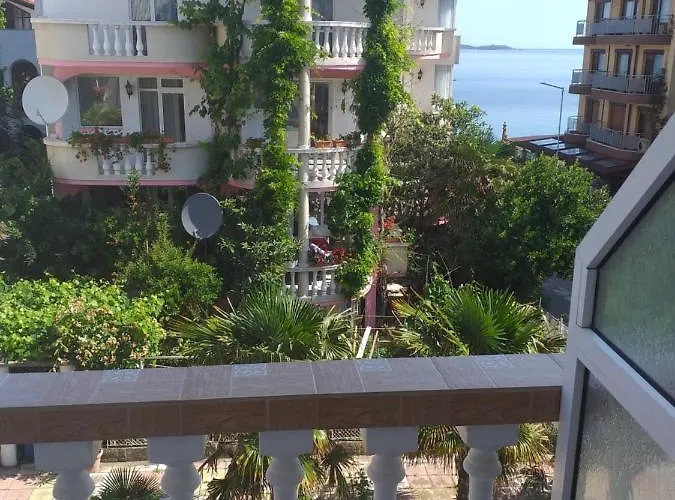 Apartment Primorsko Apartments Primorsko