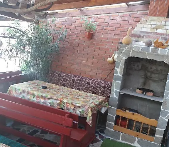 Primorsko Apartments פרימורסקו