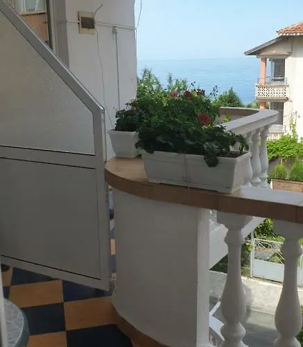 Apartment Primorsko Apartments